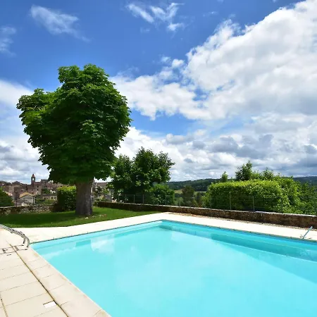 Sumptuous Mansion In With Pool
