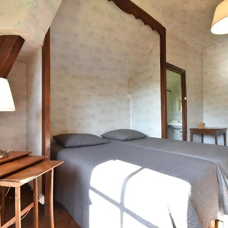 Sumptuous Mansion In With Pool 度假居