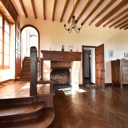 Elegant Mansion In Сasa de vacaciones *