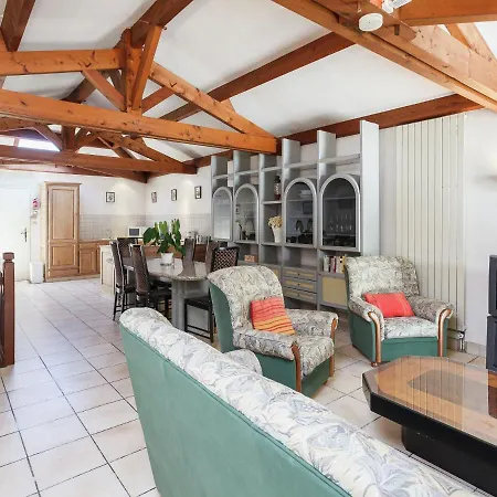 Holiday home Sumptuous Mansion In With Pool Belves