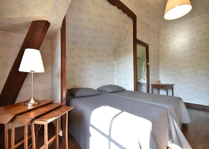 Dom wakacyjny Elegant Mansion In *